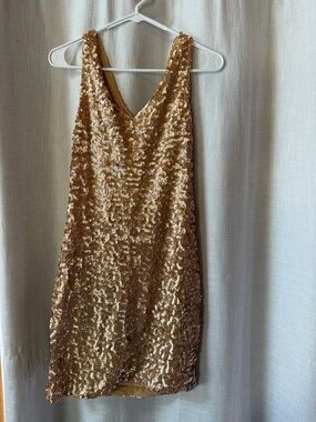 Sleeveless Gold Sequin Mini Dress - Elegant Party Style